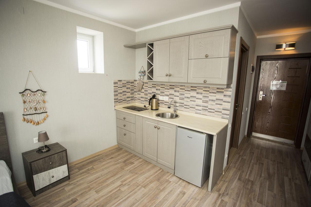 Apartment On Khimshiashvili Batumi Bagian luar foto