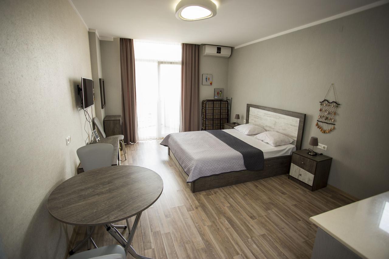 Apartment On Khimshiashvili Batumi Bagian luar foto